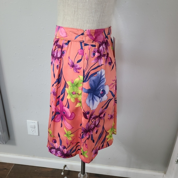 Banana Republic floral skirt size 2 *G1 - Picture 6 of 7